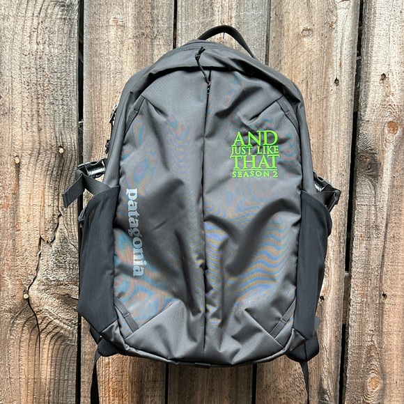 Flash Sale! “And Just like That” AJLT - NEW RARE Patagonia Crew Member Backpack! - Picture 5 of 14